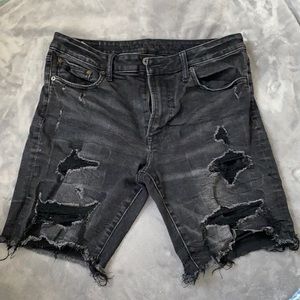 men’s ripped jean shorts